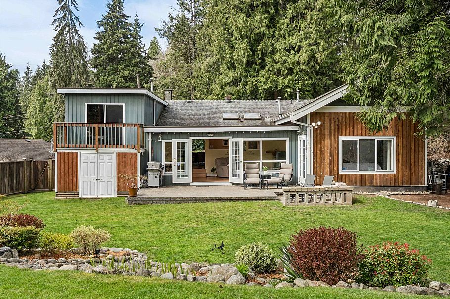 1874 Appin Road North Vancouver, BC - 30