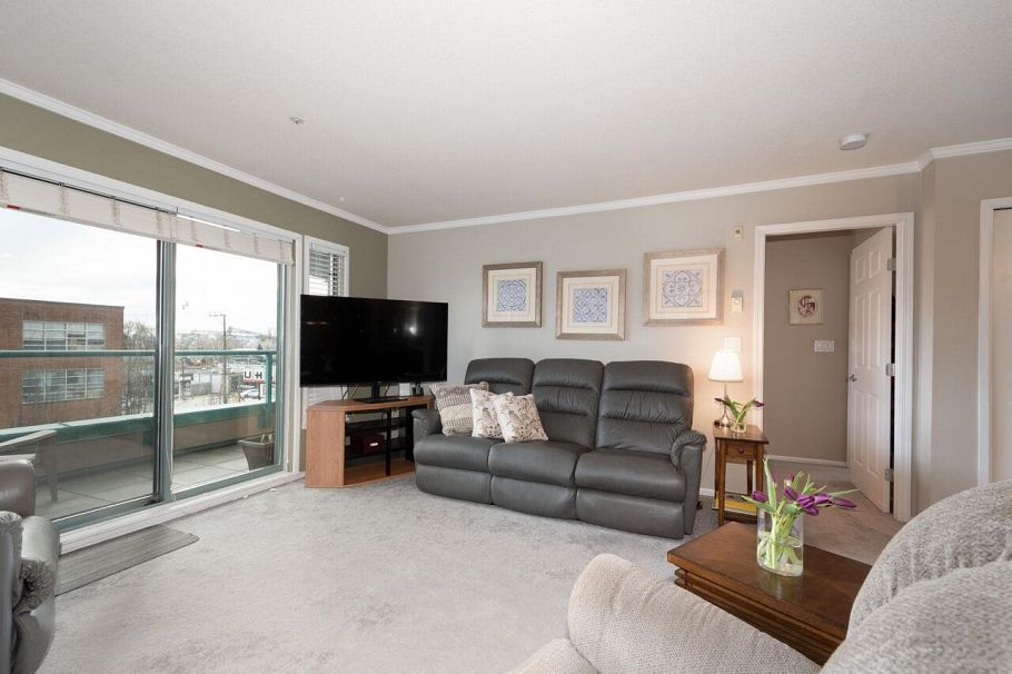 P03 223 Mountain Highway North Vancouver, BC - 6