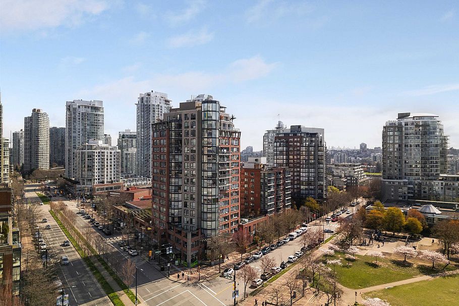 11D 199 Drake Street Vancouver, BC - 25