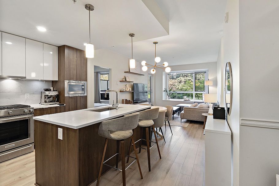 214 2188 Madison Avenue Burnaby, BC - 4