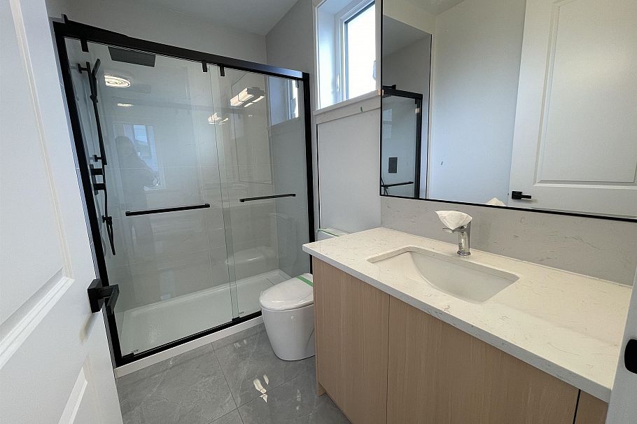 2450 Harrison Drive Vancouver, BC - 16