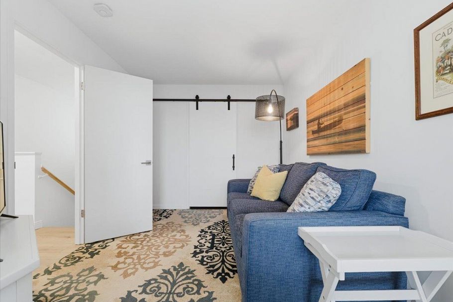 209 168 Chadwick Court North Vancouver, BC - 26