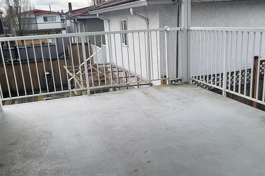 549 Renfrew Street Vancouver, BC - 21