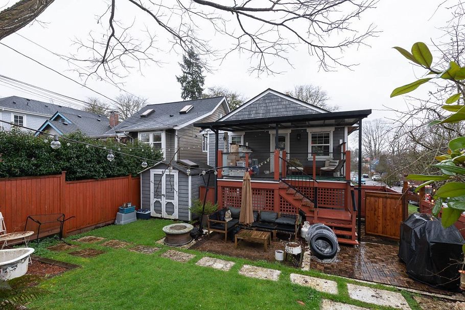 796 E 22nd Avenue Vancouver, BC - 22