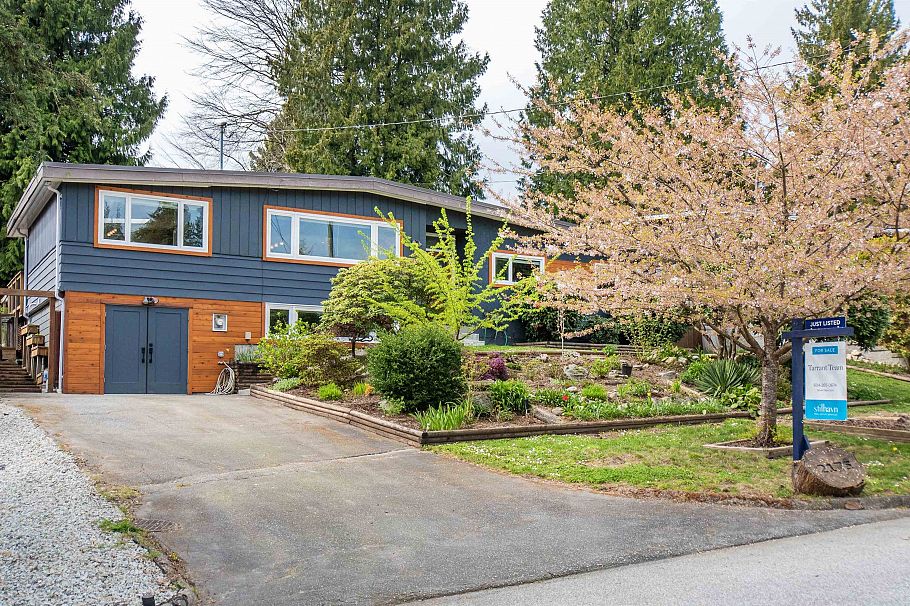 2175 Greylynn Crescent North Vancouver, BC - 1
