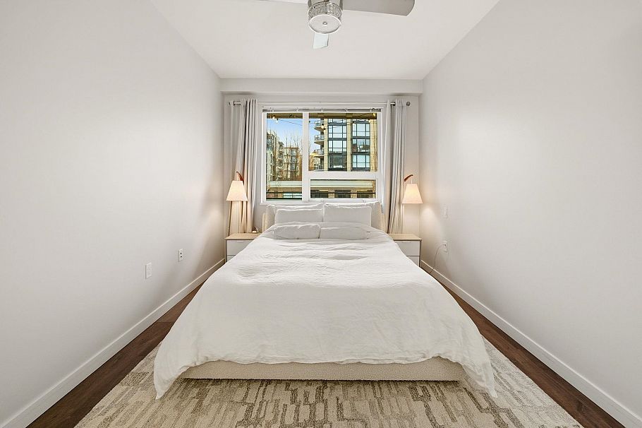 304 123 W 1st Street North Vancouver, BC - 12