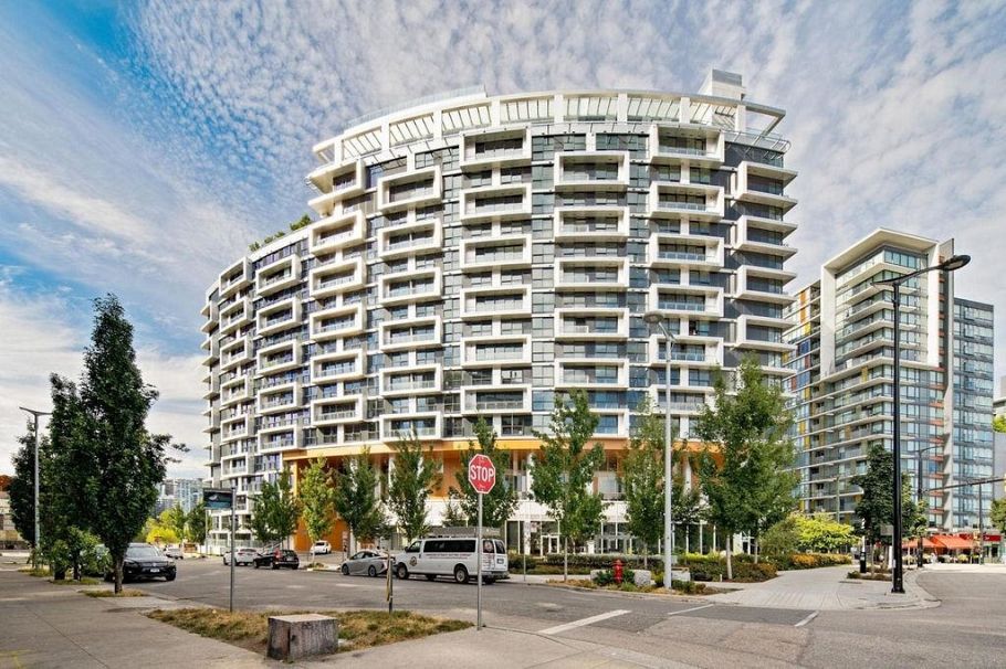 507 1768 Cook Street Vancouver, BC - 1