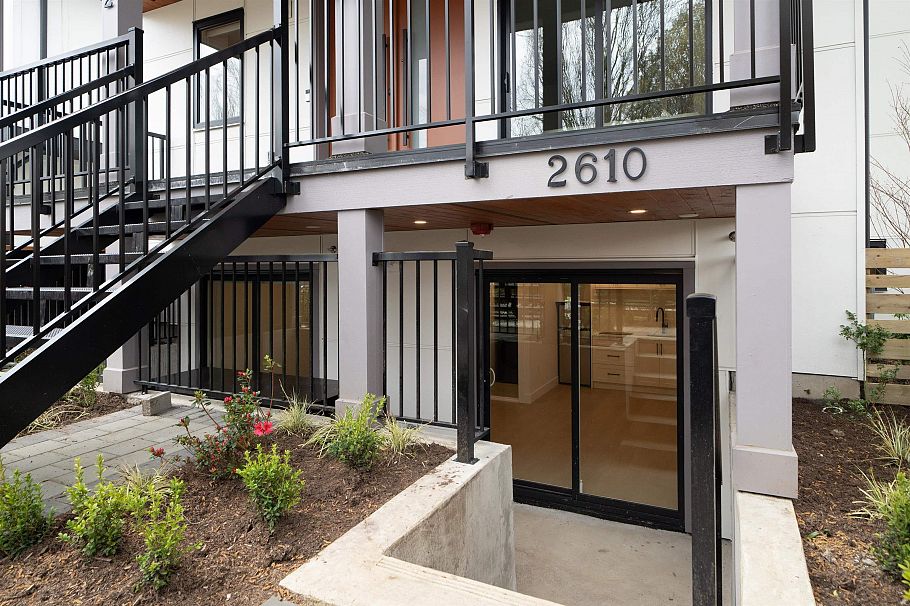 2612 Horley Street Vancouver, BC - 28