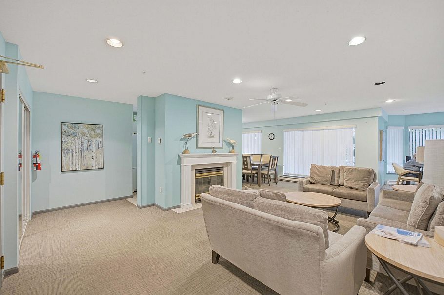 312 3680 Banff Court North Vancouver, BC - 30