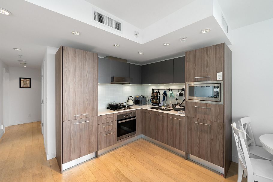 1210 2220 Kingsway Vancouver, BC - 21