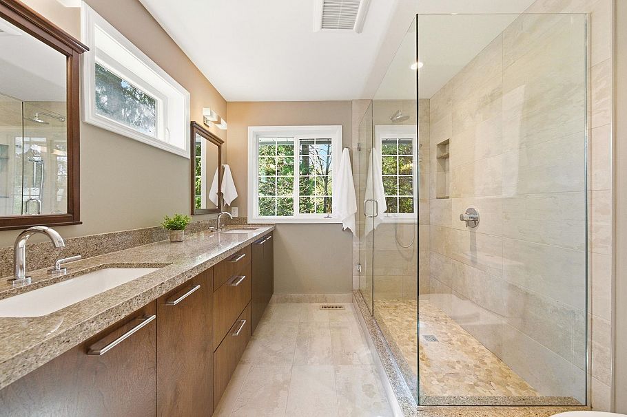 4063 Shone Road North Vancouver, BC - 24