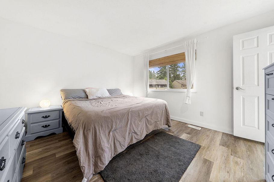 2315 Mountain Highway North Vancouver, BC - 22