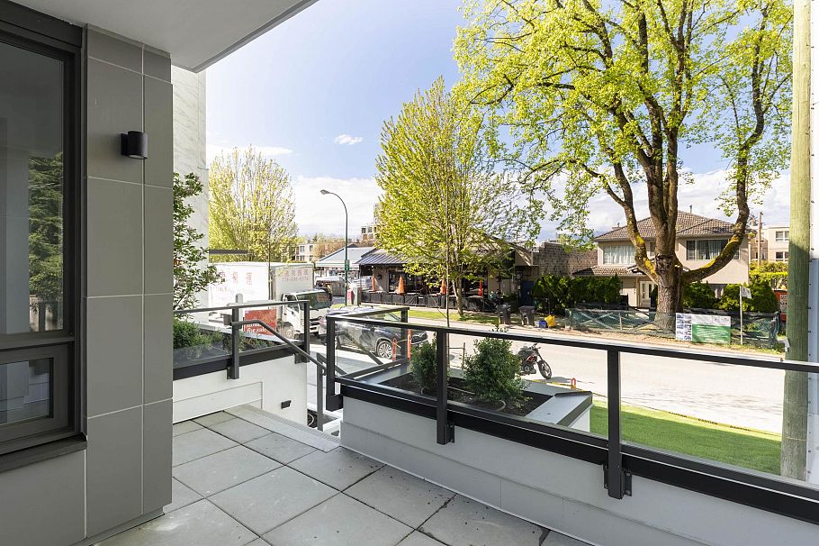 101 3668 W 10th Avenue Vancouver, BC - 31