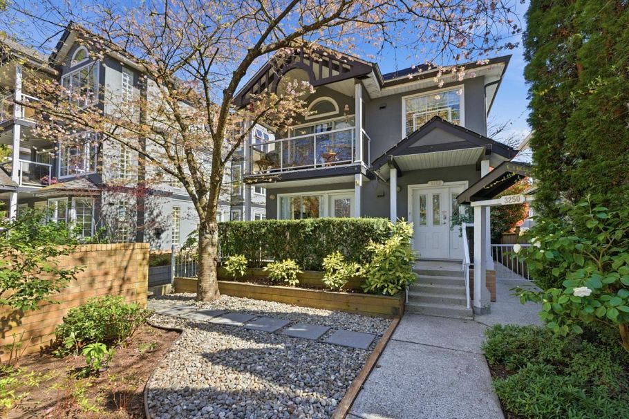 3250 Quebec Street Vancouver, BC - 1