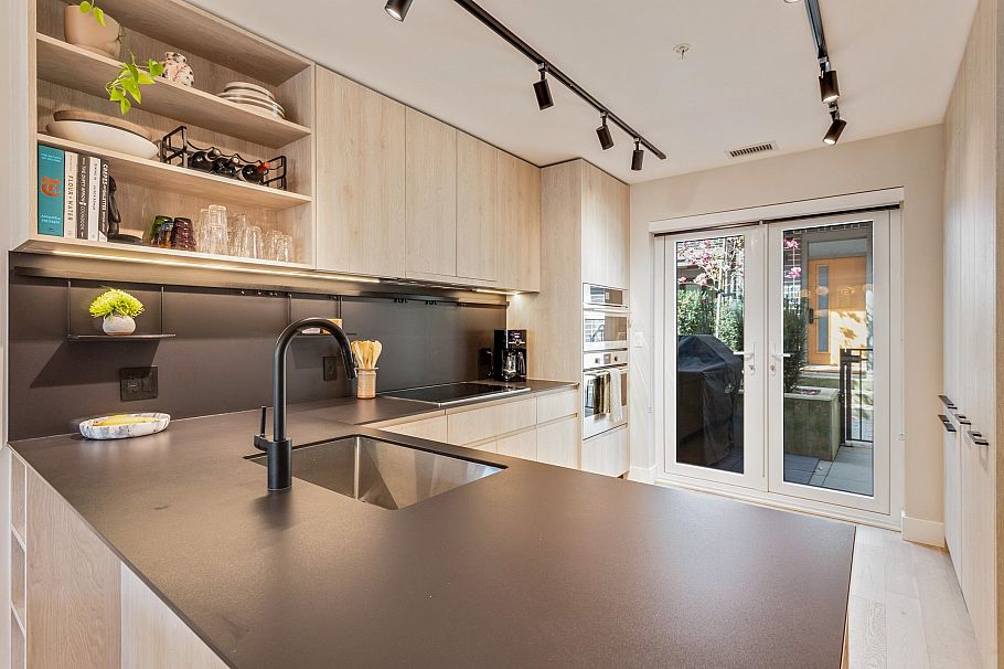 3973 Fleming Street Vancouver, BC - 8