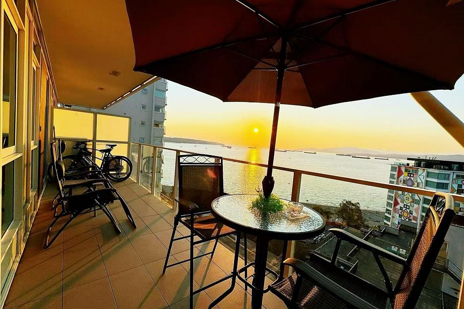 1506 1221 Bidwell Street Vancouver, BC - 4