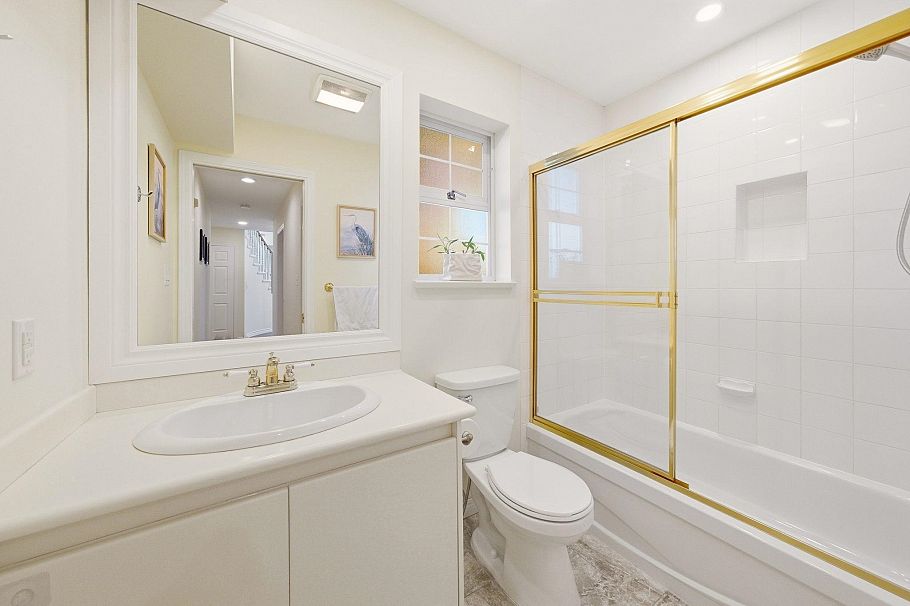 4063 Shone Road North Vancouver, BC - 21