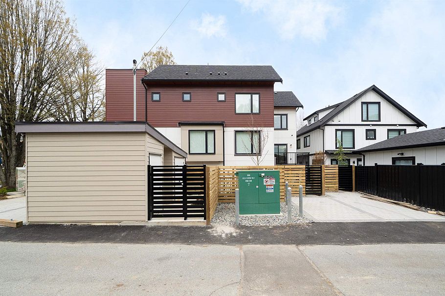 4826 Duchess Street Vancouver, BC - 30