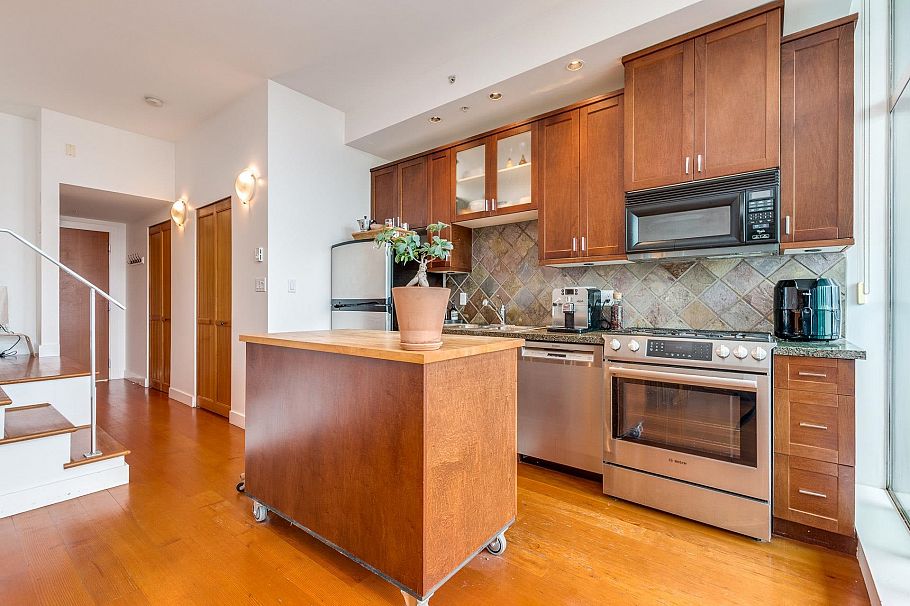 316 2515 Ontario Street Vancouver, BC - 12