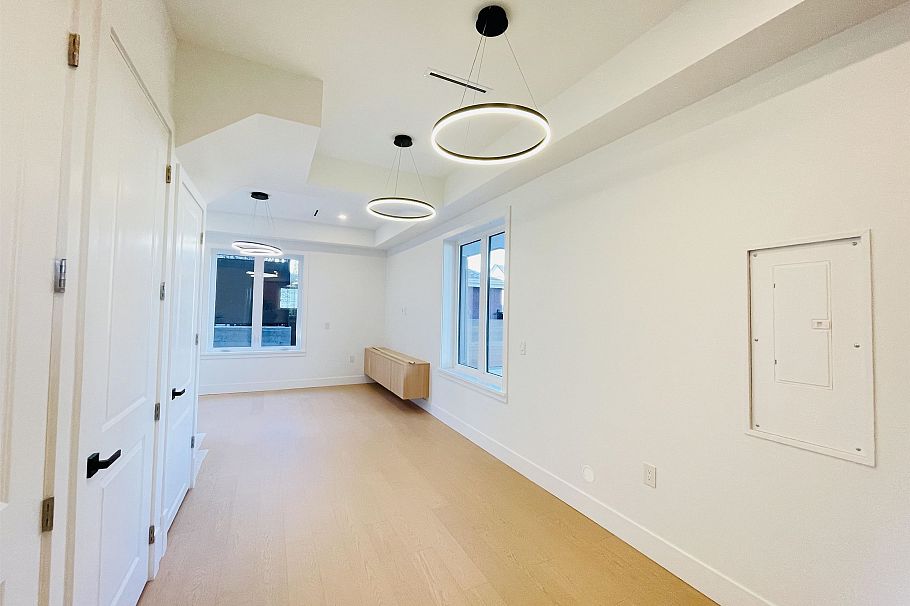 2450 Harrison Drive Vancouver, BC - 3