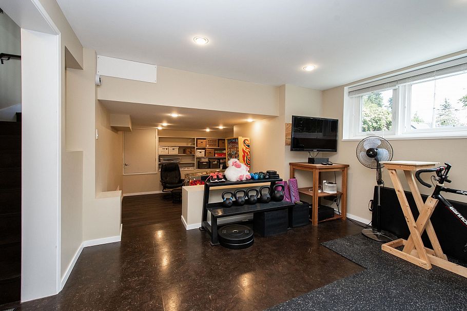 2175 Greylynn Crescent North Vancouver, BC - 24