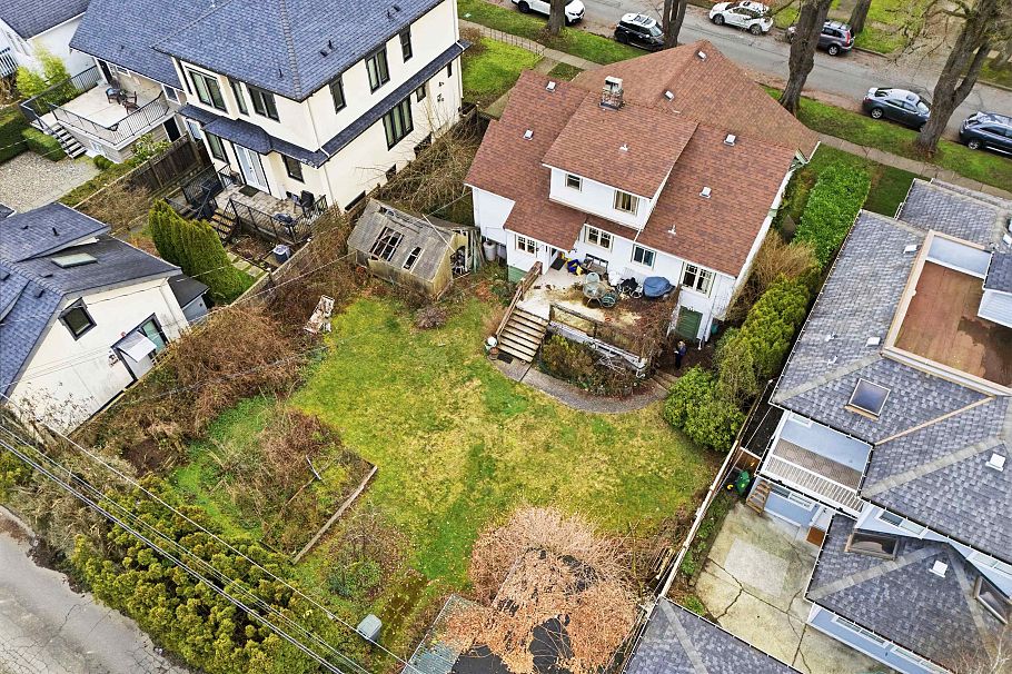 3348 W 21st Avenue Vancouver, BC - 27