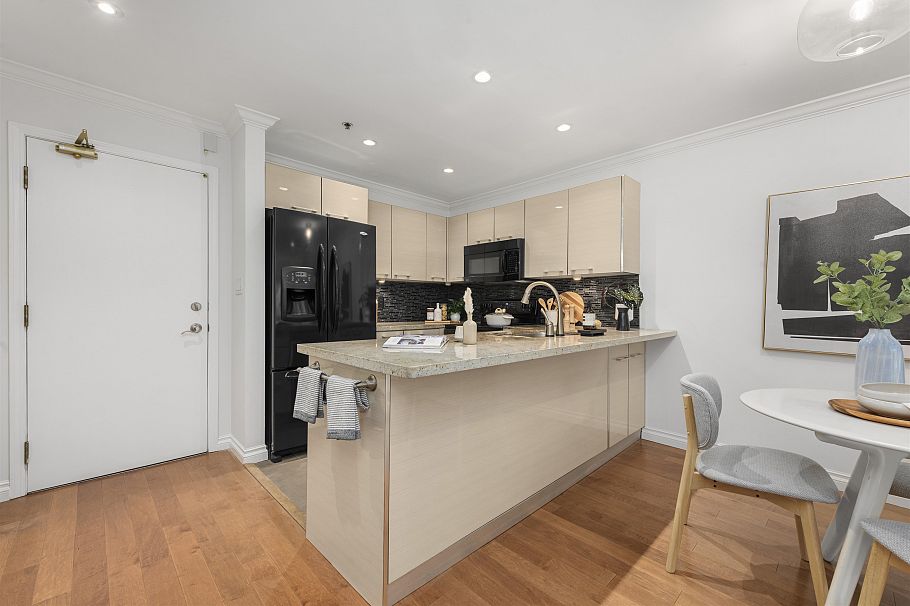 103 1925 W 2nd Avenue Vancouver, BC - 5