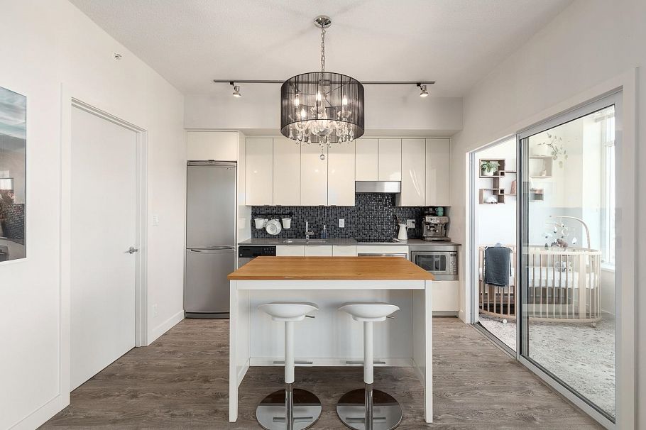 906 2788 Prince Edward Street Vancouver, BC - 9