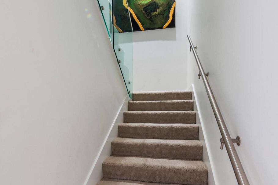 2765 Mountain Highway North Vancouver, BC - 14