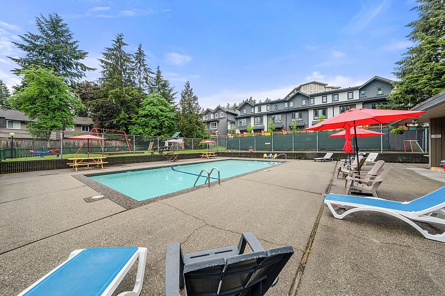 2315 Mountain Highway North Vancouver, BC - 5