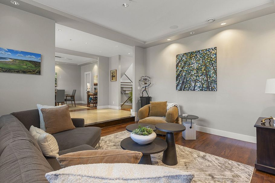 2782 W 37th Avenue Vancouver, BC - 6