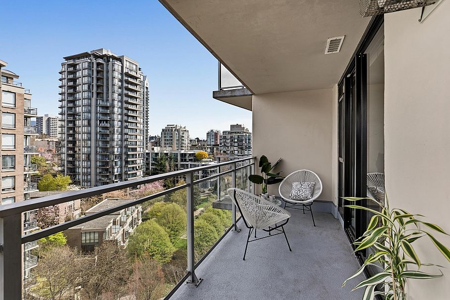 1104 175 W 1st Street North Vancouver, BC - 29