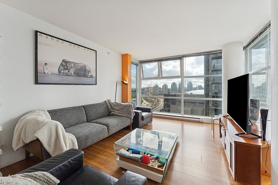 1001 602 Citadel Parade Vancouver, BC - 5