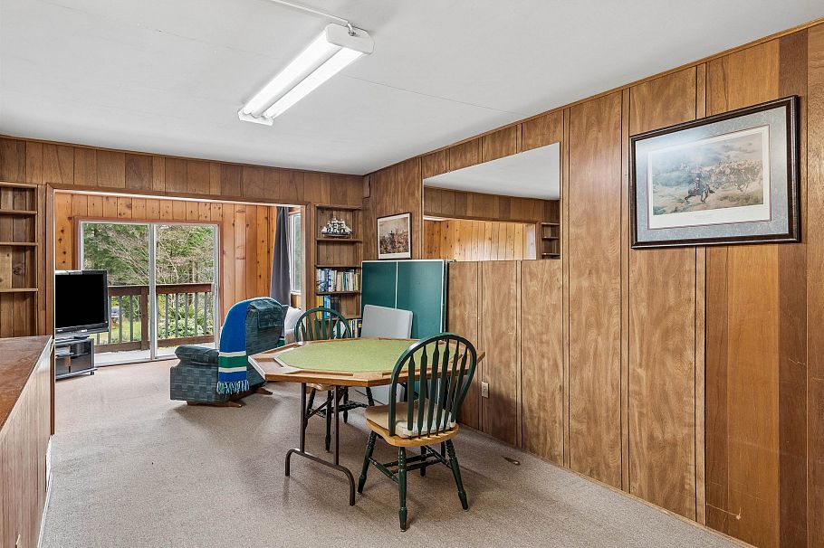 1874 Appin Road North Vancouver, BC - 24