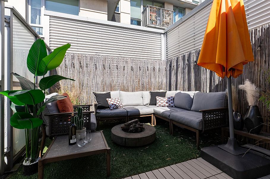 312 328 E 11th Avenue Vancouver, BC - 32