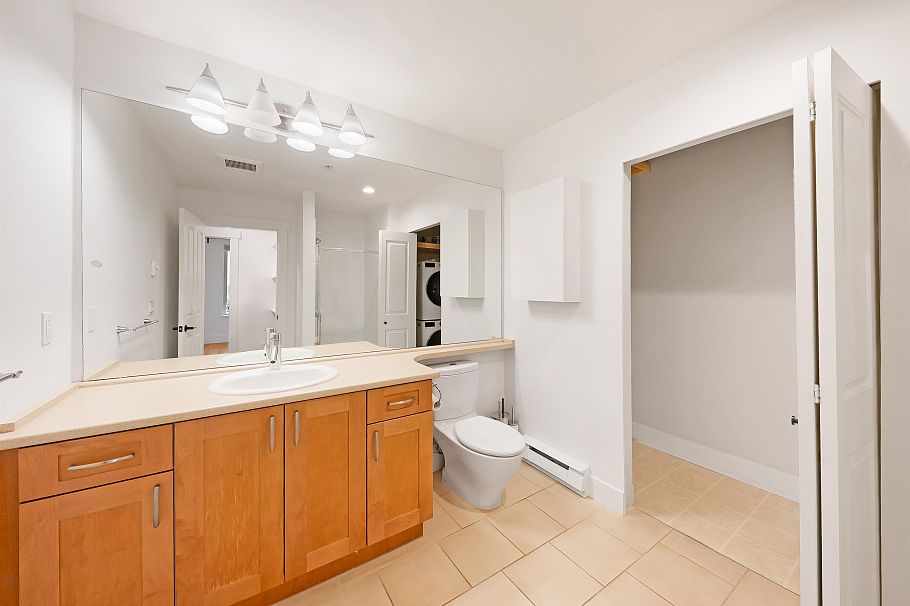 103 1111 E 27th Street North Vancouver, BC - 17