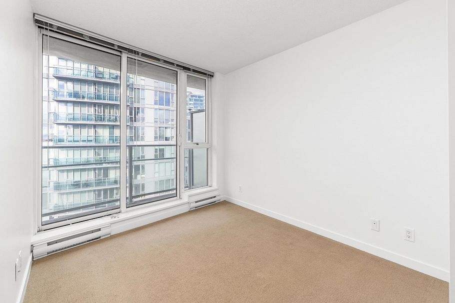 2210 233 Robson Street Vancouver, BC - 12