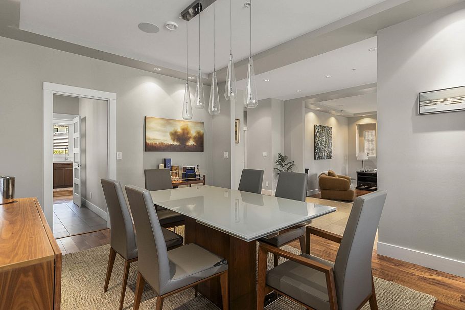 2782 W 37th Avenue Vancouver, BC - 10