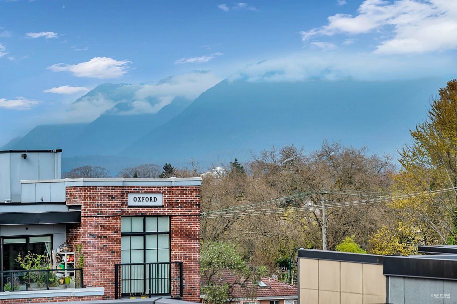 PH20 2150 E Hastings Street Vancouver, BC - 16