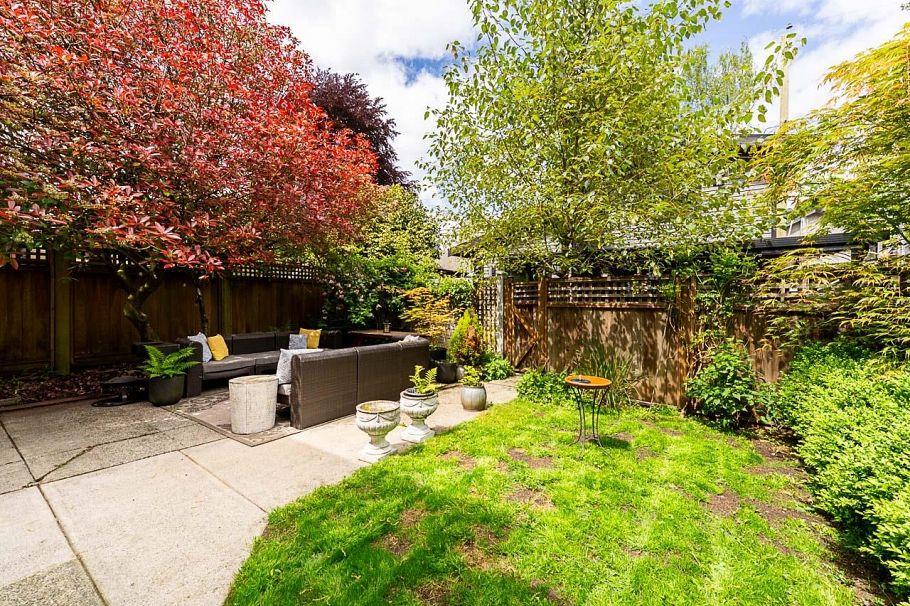 341 W 22nd Avenue Vancouver, BC - 38