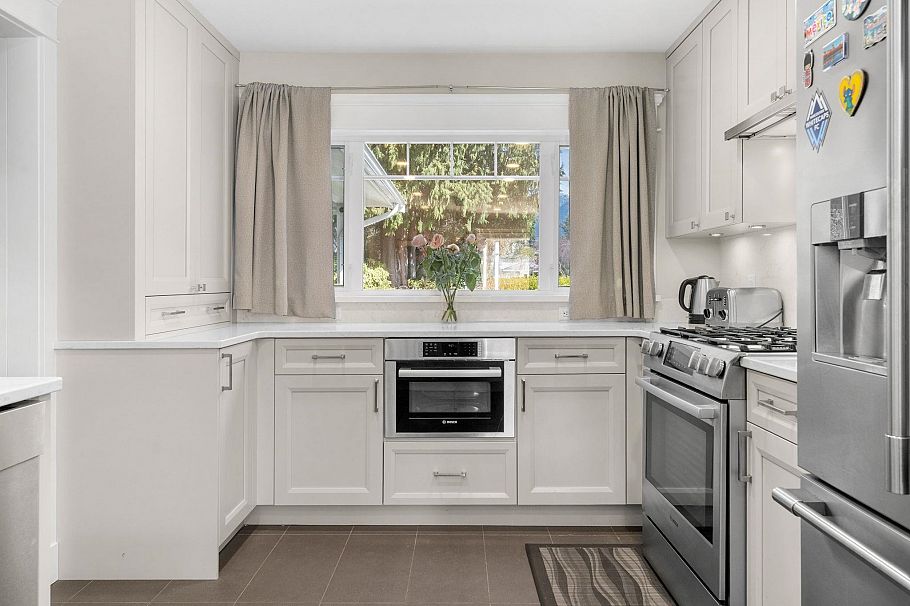 1615 Mcbride Street North Vancouver, BC - 18