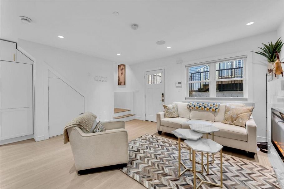 1020 Odlum Drive Vancouver, BC - 4