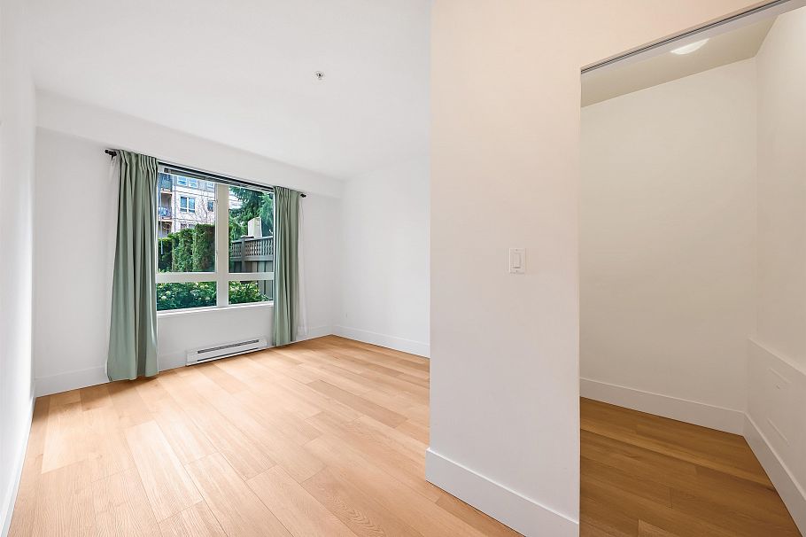 103 1111 E 27th Street North Vancouver, BC - 12