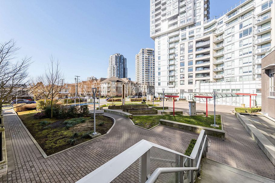 320 5665 Boundary Road Vancouver, BC - 30