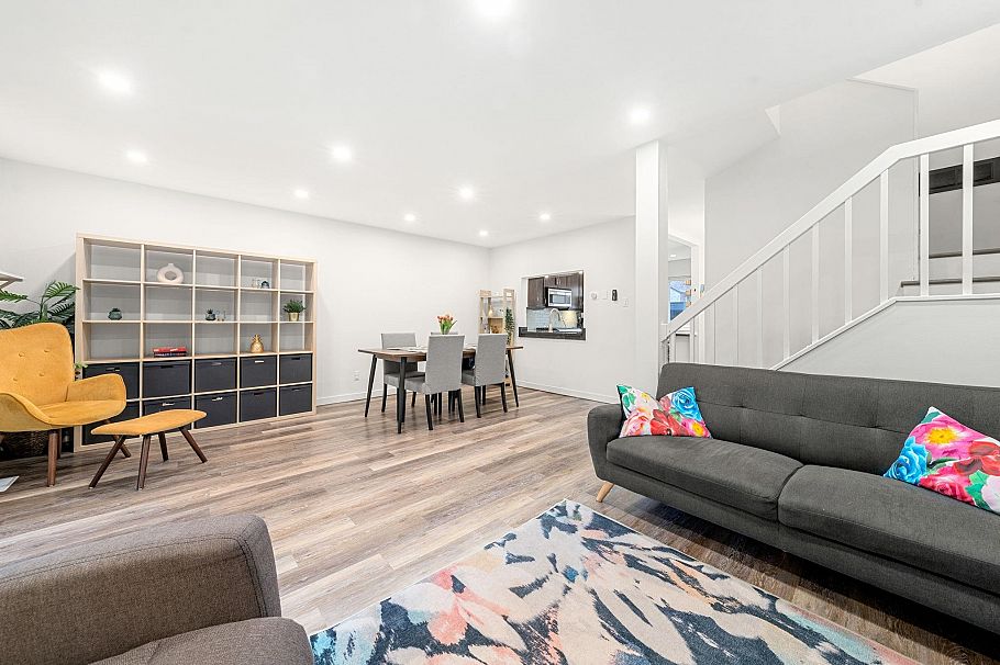 2315 Mountain Highway North Vancouver, BC - 15