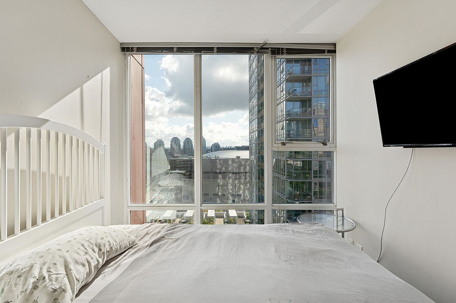 1001 602 Citadel Parade Vancouver, BC - 9