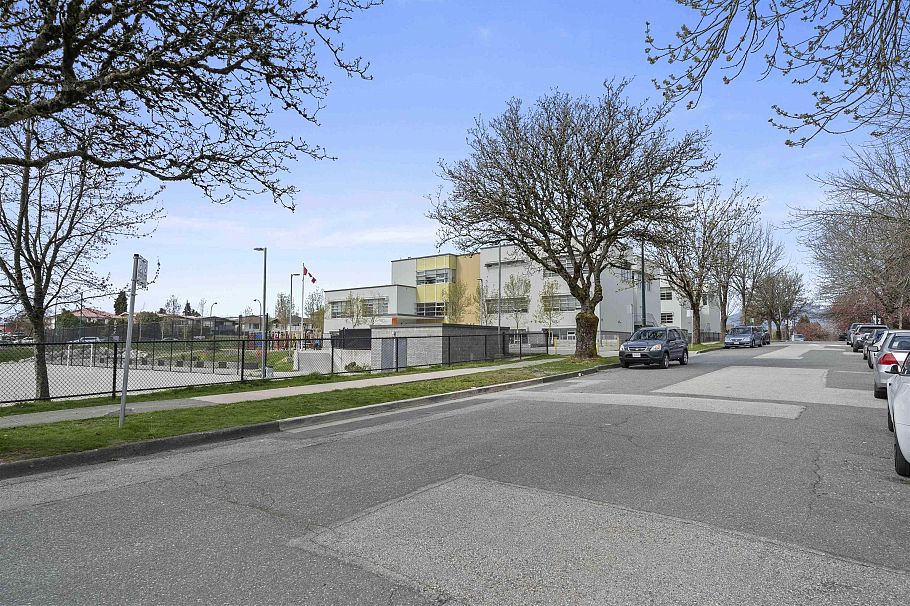 6392 Lanark Street Vancouver, BC - 27