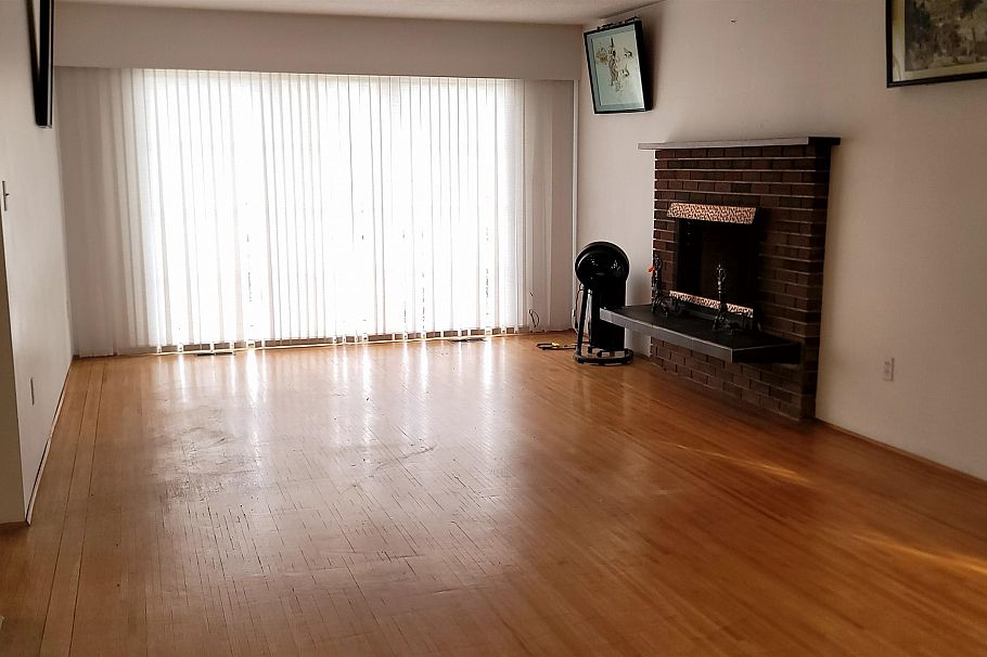 549 Renfrew Street Vancouver, BC - 2
