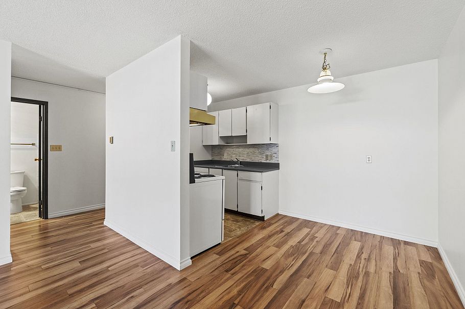 315 310 W 3rd Street North Vancouver, BC - 13