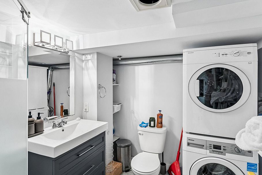 2486 Eton Street Vancouver, BC - 29